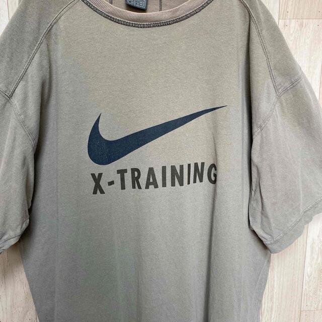 NIKE(ナイキ)の【NIKE】ビッグロゴ グレー　スウッシュ　ナイキ メンズのトップス(Tシャツ/カットソー(半袖/袖なし))の商品写真