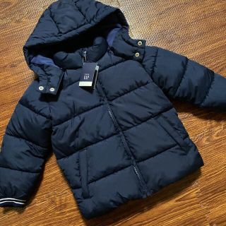 ギャップキッズ(GAP Kids)の新品未使用　GAP  中綿ジャケット　コート　105cm(ジャケット/上着)