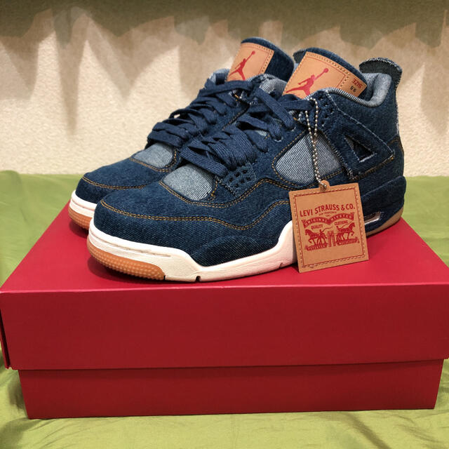 美品 NIKE AIR JORDAN 4 RETRO LEVIS NRG