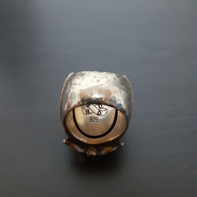 Justin Davis(ジャスティンデイビス)のFREEDOM SKULL RING メンズのアクセサリー(リング(指輪))の商品写真