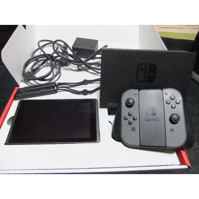 Nintendo Switch JOY-CON グレー 本体  中古美品箱あり エンタメ/ホビーのゲームソフト/ゲーム機本体(家庭用ゲーム機本体)の商品写真