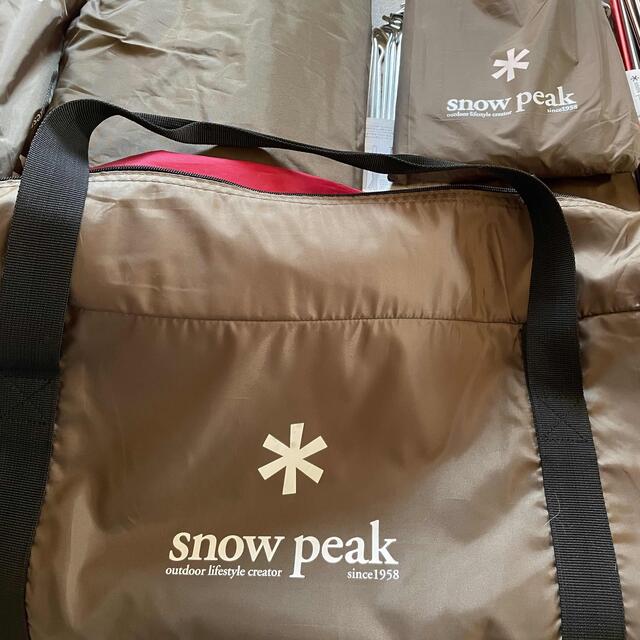 Snow Peak(スノーピーク)のスノーピークランドブリーズ4 純正インナーマット&グランドシートのセット スポーツ/アウトドアのアウトドア(テント/タープ)の商品写真