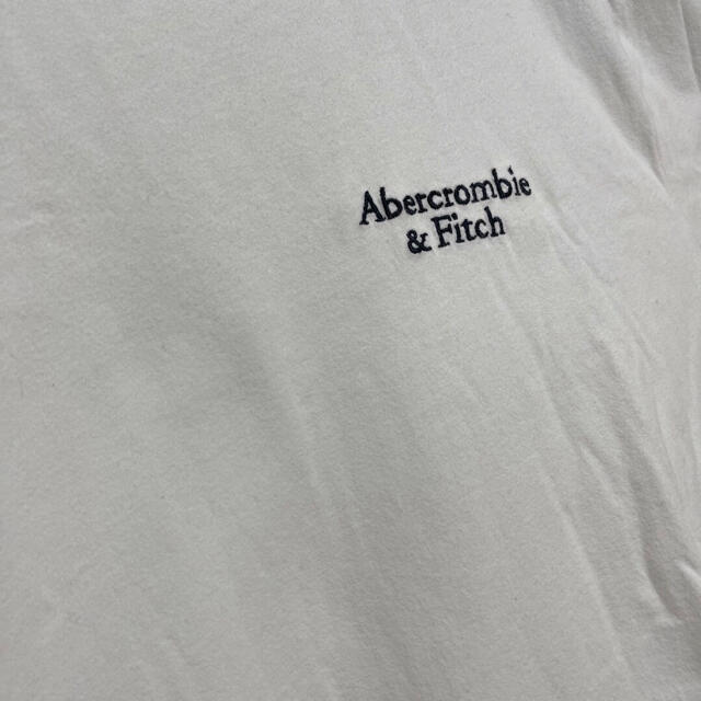 Abercrombie&Fitch(アバクロンビーアンドフィッチ)のアバクロンビー＆フィッチ　メンズ　Tシャツ メンズのトップス(Tシャツ/カットソー(半袖/袖なし))の商品写真