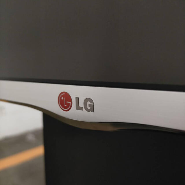 LG Electronics(エルジーエレクトロニクス)の都内近郊送料無料　LG 42インチ　 2014年式　リモコン、B-CASカード付 スマホ/家電/カメラのテレビ/映像機器(テレビ)の商品写真