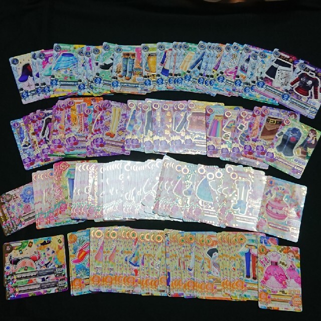 アイカツ!(アイカツ)の【魔法使い様専用】アイカツ! 旧カード 300枚以上 エンタメ/ホビーのアニメグッズ(カード)の商品写真