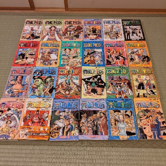 集英社(シュウエイシャ)の【値下げ】ONE PIECE　1巻〜24巻 エンタメ/ホビーの漫画(少年漫画)の商品写真