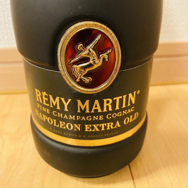 REMY MARTIN NAPOLEON EXTRA OLD