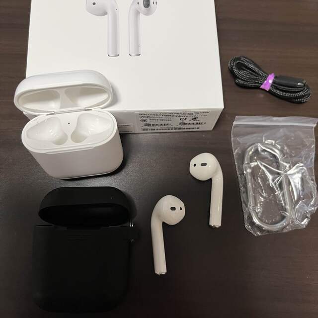 APPLE MMEF2J/A 【AIRPODS PORTABLE CASE付き】 2