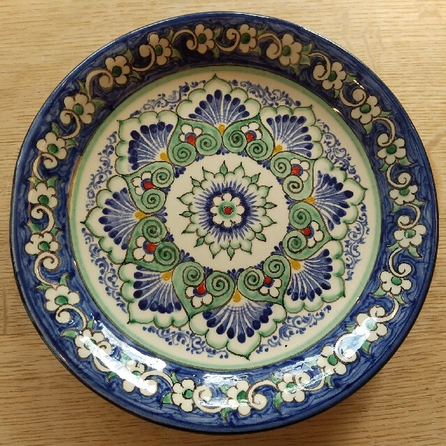 ウズベキスタン陶器のお皿 ハンドメイドのインテリア/家具(インテリア雑貨)の商品写真