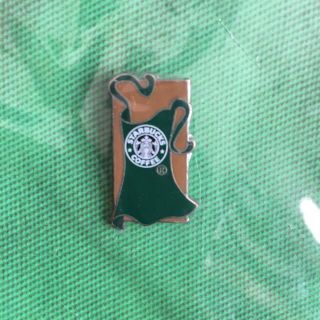 スターバックスコーヒー(Starbucks Coffee)のスターバックス　バッチ　グリーンエプロン　非売品(その他)