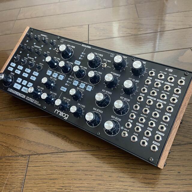 Moog Subharmonicon 使用僅か　新品同様 楽器の鍵盤楽器(キーボード/シンセサイザー)の商品写真