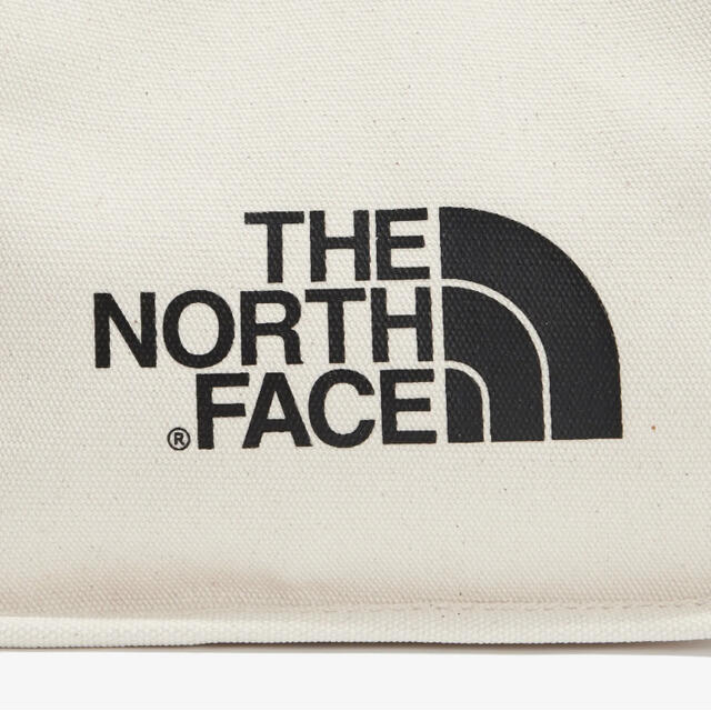 THE NORTH FACE(ザノースフェイス)の新品未使用　韓国正規品　ノースフェイス　トートバッグ　ショルダーバッグ　  レディースのバッグ(トートバッグ)の商品写真