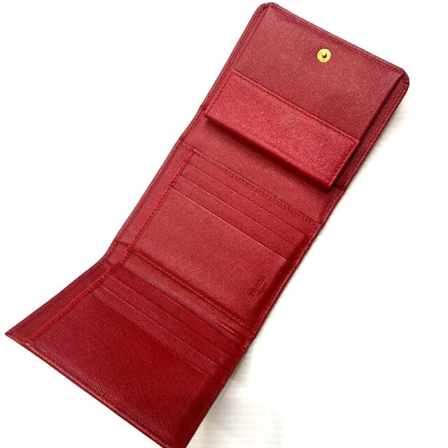 PRADA(プラダ)のPRADA プラダ 財布 ウォレット サフィアーノ 三つ折り 赤 レディースのファッション小物(財布)の商品写真