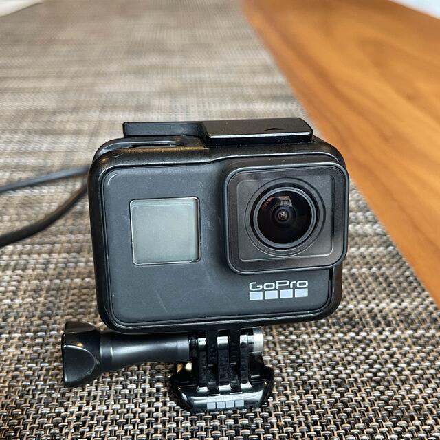 GoPro(ゴープロ)のGoPro HERO7 BLACK完動品 スマホ/家電/カメラのカメラ(ビデオカメラ)の商品写真