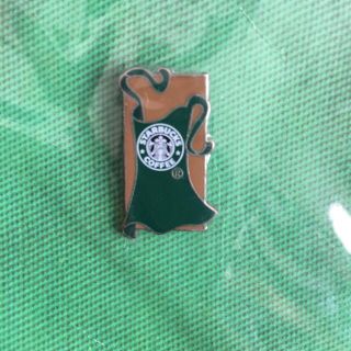 スターバックスコーヒー(Starbucks Coffee)のスタバ　バッチ　グリーンエプロン　レア非売品(その他)