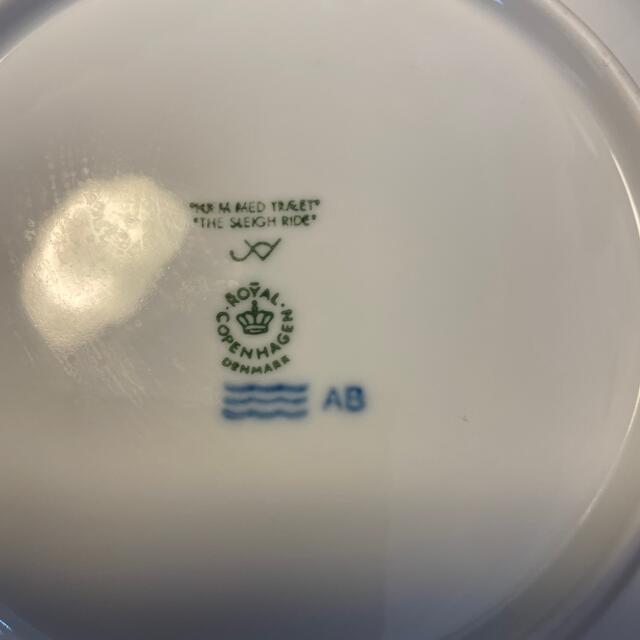 ROYAL COPENHAGEN(ロイヤルコペンハーゲン)の1999年ロイヤルコペンハーゲン　イヤープレート エンタメ/ホビーの美術品/アンティーク(陶芸)の商品写真