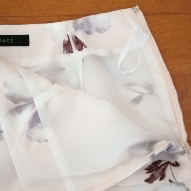 IMAGE(イマージュ)のスカート　膝丈　花柄　かわいい　ピンク　イマージュ レディースのスカート(ひざ丈スカート)の商品写真