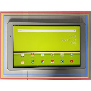 エーユー(au)のQua tab 02  auの10.1インチAndroidタブレット(タブレット)