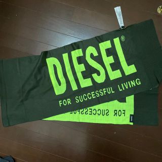 ディーゼル(DIESEL)のディーゼル　マフラー　ほぼ未使用(マフラー/ショール)