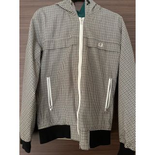 フレッドペリー(FRED PERRY)のフレッドペリー　リバーシブル  ナイロンジャケット　Lサイズ(ナイロンジャケット)