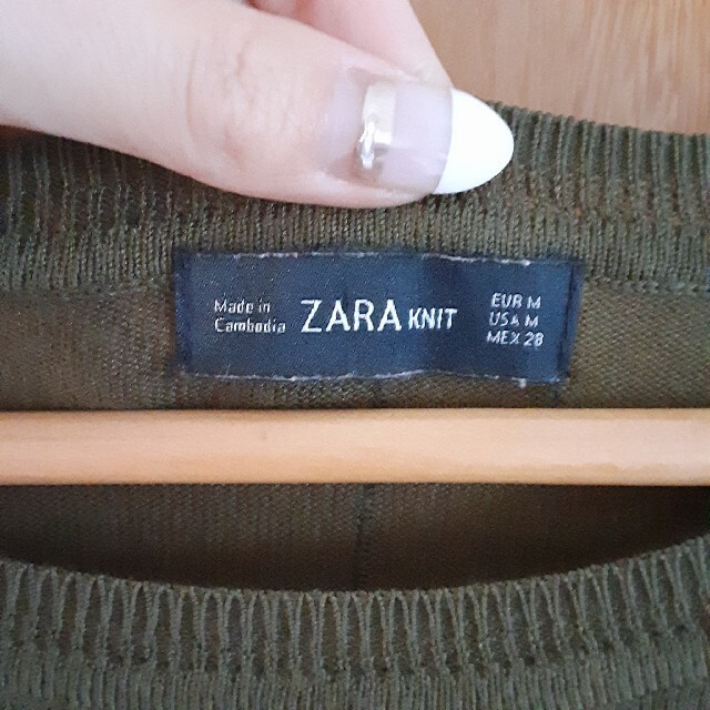 ZARA(ザラ)のZARA ザラ 薄手ニット 長袖 モスグリーン カーキ Ｌ レディースのトップス(ニット/セーター)の商品写真