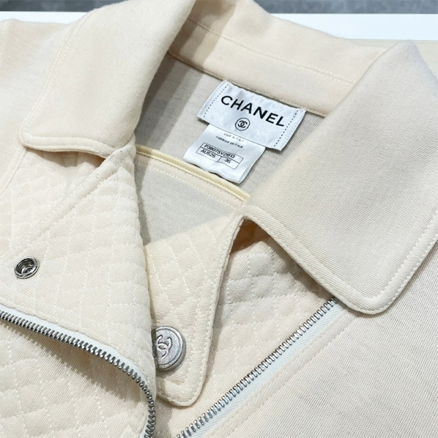 CHANEL(シャネル)のシャネル CHANEL ウールライダースジャケット ライダースジャケッ【中古】 レディースのジャケット/アウター(ライダースジャケット)の商品写真