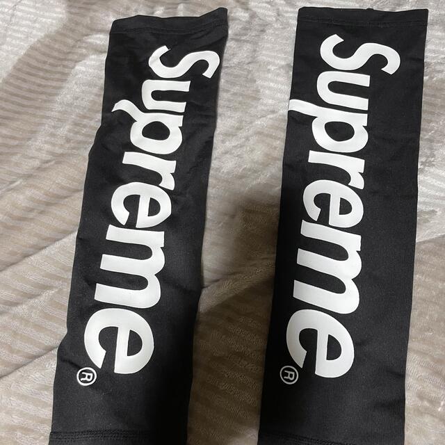 Supreme(シュプリーム)のシュプリーム　アームスリーブ　2本セット　ブラック メンズのファッション小物(その他)の商品写真