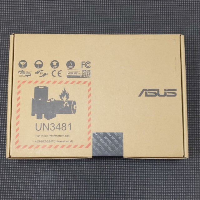 新品在庫あ ASUS - ASUS Chromebook CM3000DVA-HT0019 10.5型の通販 by カーフハッチ's shop｜エイスースならラクマ 在庫特価