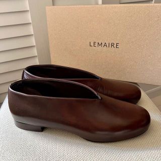 ルメール(LEMAIRE)のLEMAIRE ルメール レザー フラットシューズ(スリッポン/モカシン)