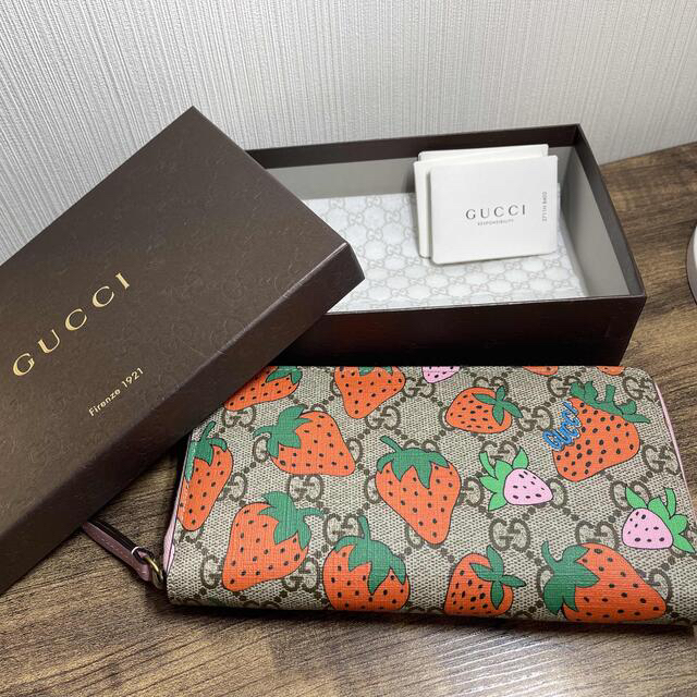 完成品 Gucci - ☆超レアアイテム☆ GUCCI いちご 長財布 ラウンド