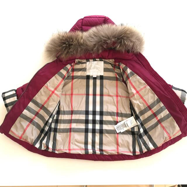 BURBERRY - 新品 バーバリーチルドレン ダウンコートの通販 by Chacha