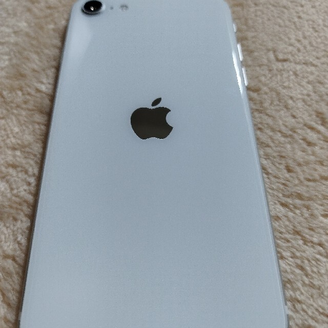 限定数のみ! iPhone SE 第2世代 (SE2) ホワイト 128 GB SIMフリー