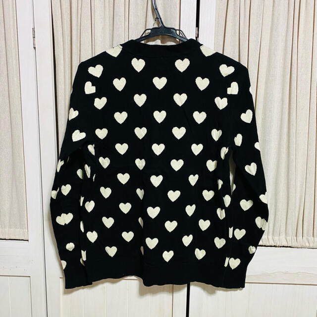 FOREVER 21(フォーエバートゥエンティーワン)のフォーエバー21 ハート バイカラーカーディガン 刻印ボタン コットンニット レディースのトップス(カーディガン)の商品写真