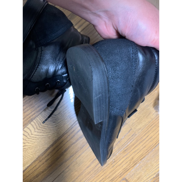 H&M(エイチアンドエム)のオーさま専用　チャッカブーツ　ブラック メンズの靴/シューズ(ブーツ)の商品写真