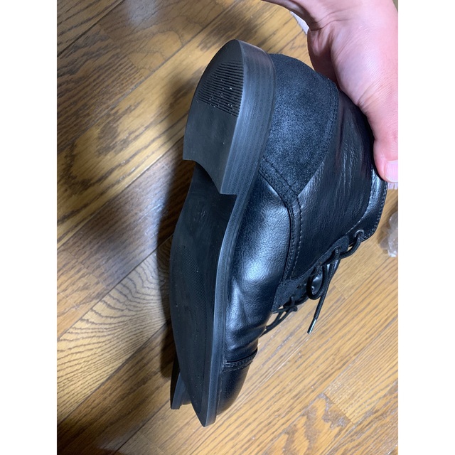 H&M(エイチアンドエム)のオーさま専用　チャッカブーツ　ブラック メンズの靴/シューズ(ブーツ)の商品写真