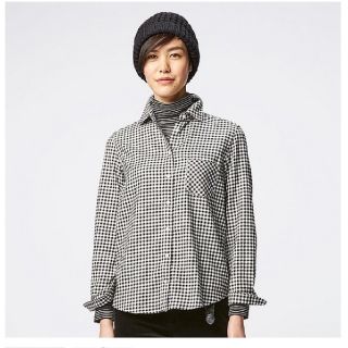 ユニクロ(UNIQLO)のUNIQLO　フランネルシャツ　Ｍサイズ(シャツ/ブラウス(長袖/七分))