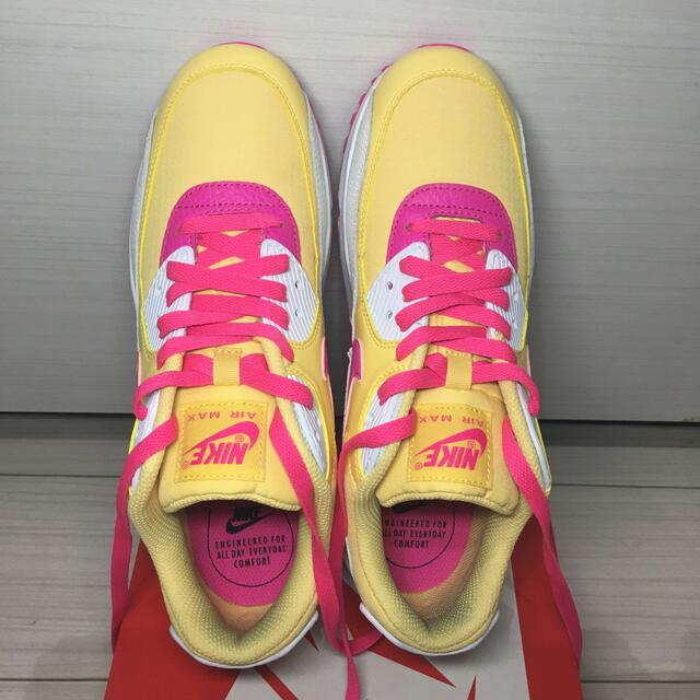 NIKE(ナイキ)のNIKE WMNS AIR MAX 90 GOLD/FUCHSIA 26.0cm レディースの靴/シューズ(スニーカー)の商品写真