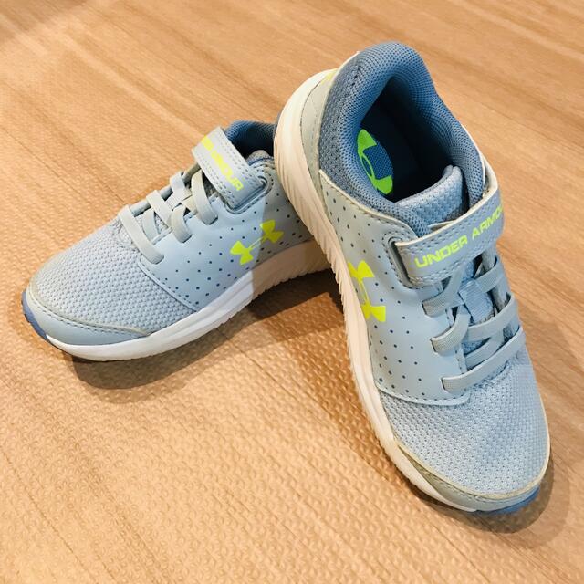 UNDER ARMOUR(アンダーアーマー)のアンダーアーマー　プレスクール　アンリミテッド　17.5cm キッズ/ベビー/マタニティのキッズ靴/シューズ(15cm~)(スニーカー)の商品写真