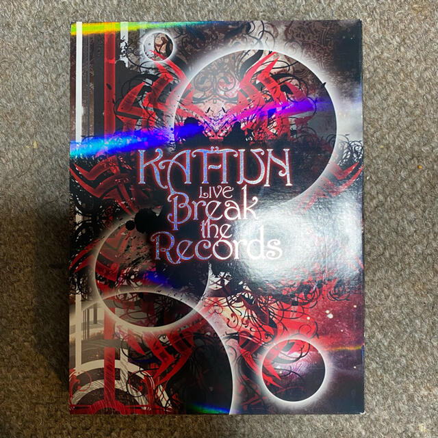 KAT-TUN(カトゥーン)のKAT-TUN　LIVE　Break　the　Records（初回限定盤） DV エンタメ/ホビーのDVD/ブルーレイ(舞台/ミュージカル)の商品写真