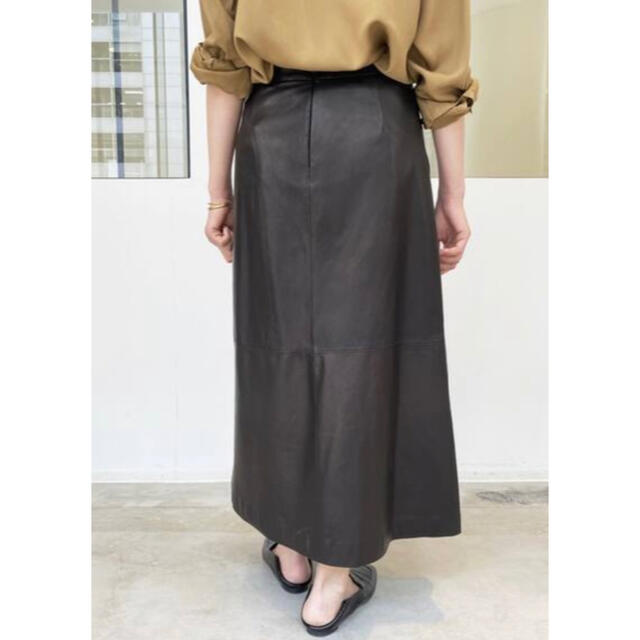 L'Appartement DEUXIEME CLASSE(アパルトモンドゥーズィエムクラス)の新品＊アパルトモン RAW+ Leather Lap Skirt レディースのスカート(ロングスカート)の商品写真