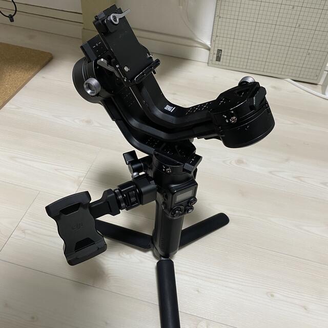 DJI RSC2 RONIN 3軸ジンバル+純正スマホホルダー スマホ/家電/カメラのカメラ(その他)の商品写真