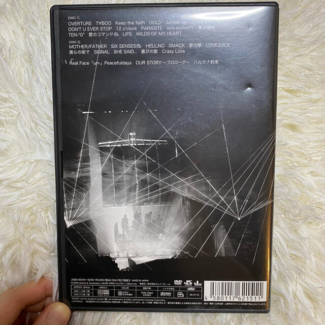 KAT-TUN(カトゥーン)のKAT-TUN　LIVE　TOUR　2008　QUEEN　OF　PIRATES  エンタメ/ホビーのDVD/ブルーレイ(ミュージック)の商品写真
