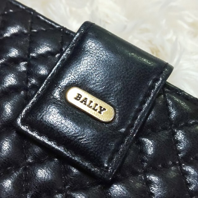 Bally(バリー)の【極美品/希少】BALLY キルティングレザー がま口  二つ折り財布 ブラック レディースのファッション小物(財布)の商品写真