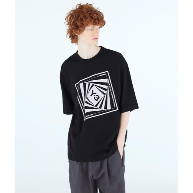 Y-3(ワイスリー)の【新品Y-3 M CH1 OPTIMISTIC ILLUSIONS SS TEE メンズのトップス(Tシャツ/カットソー(半袖/袖なし))の商品写真