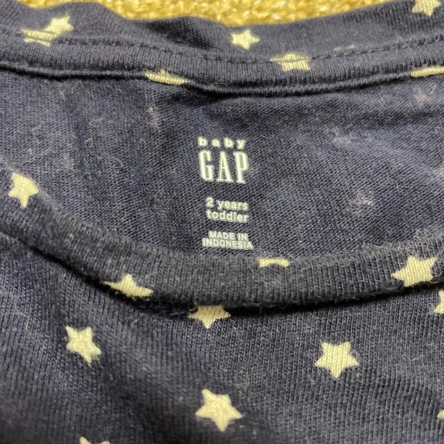 babyGAP(ベビーギャップ)のbaby GAP 長袖 カットソー 95cm キッズ/ベビー/マタニティのキッズ服女の子用(90cm~)(Tシャツ/カットソー)の商品写真