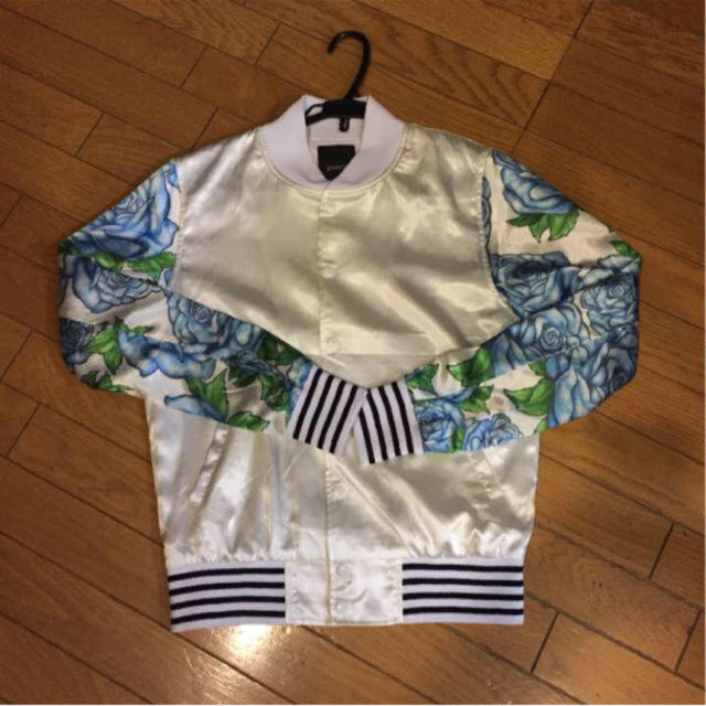 JOYRICH(ジョイリッチ)のjoyrich スカジャン レディースのジャケット/アウター(スカジャン)の商品写真