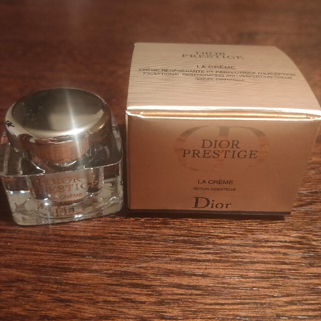 Christian Dior(クリスチャンディオール)の未使用 DIOR フェイスクリーム コスメ/美容のスキンケア/基礎化粧品(フェイスクリーム)の商品写真