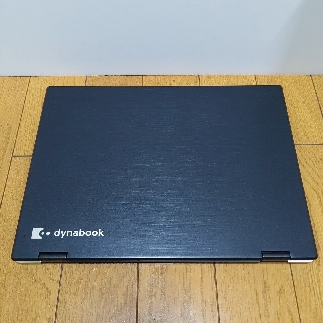 東芝 DynaBook V7 P1V7JPBL 2