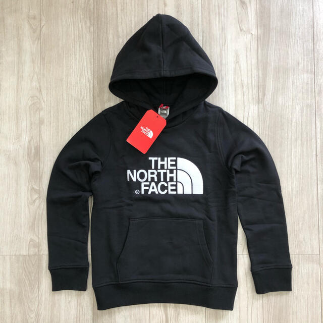 THE NORTH FACE(ザノースフェイス)の【海外限定】ノースフェイス　キッズ　ビッグロゴ　パーカー　ブラック　160cm キッズ/ベビー/マタニティのキッズ服男の子用(90cm~)(ジャケット/上着)の商品写真