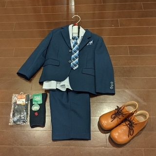 エル(ELLE)の男児用スーツ　ELLE EN NOIR　110cm　CHOPIN靴＆新品靴下付(ドレス/フォーマル)